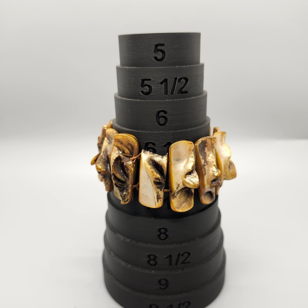 Beige‎ Cream Mother of Pearl Abalone Shell Bone Stretch Bracelet